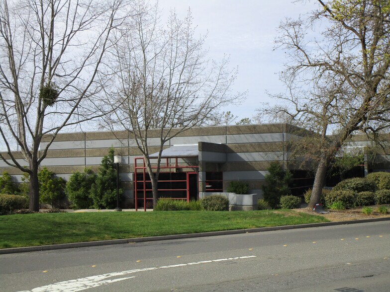 Primary Photo Of 5331 Skylane Blvd, Santa Rosa Office For Lease