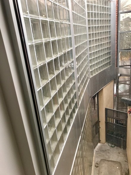 More Photos Of 487 King St, Charleston Loft Creative Space For Sale