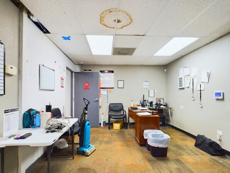 More Photos Of 4456 Manzanita Ave, Clearlake Storefront Retail Office For Sale