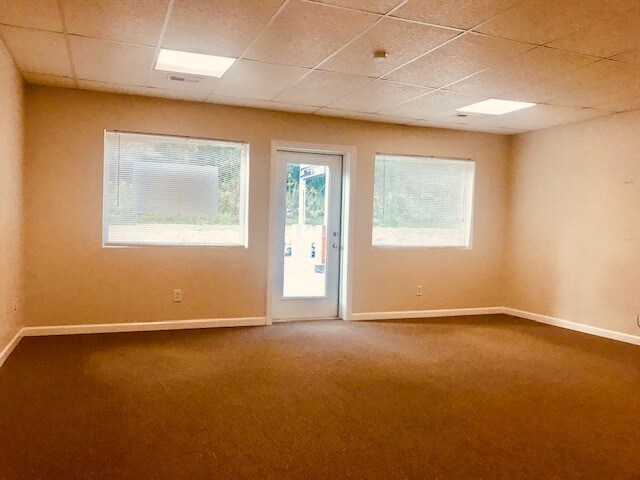 More Photos Of 1253 Canyon Rd, Morgantown Office For Lease