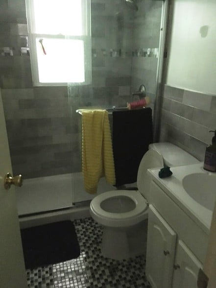 More Photos Of 45 Olmsted St, East Hartford Apartments For Sale