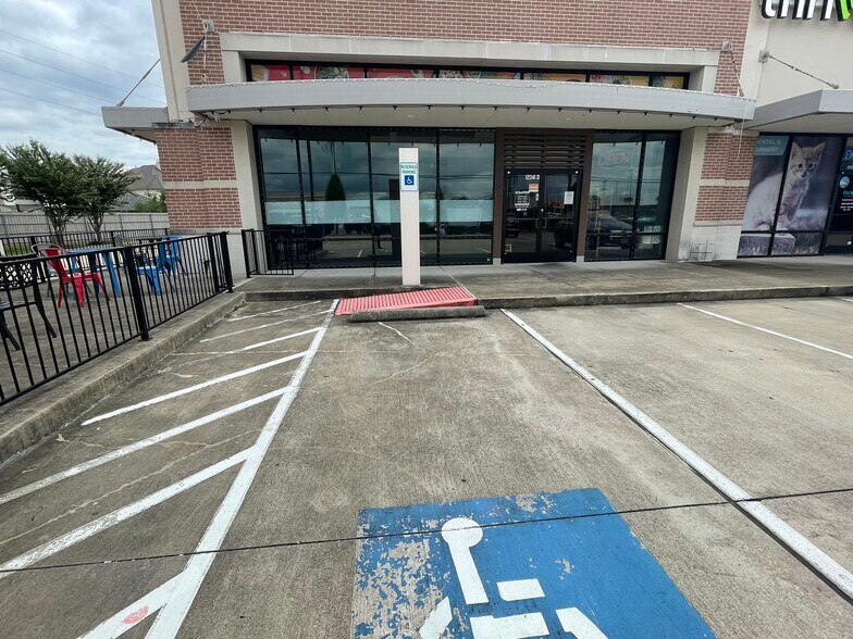 More Photos Of 12341 FM 1960 Rd W, Houston Restaurant For Lease