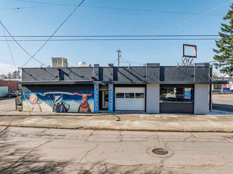 More Photos Of 5824-5846 NE Sandy Blvd, Portland Restaurant For Sale