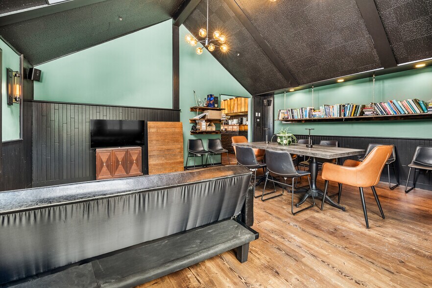 More Photos Of 1716 Depot St, Manchester Center Restaurant For Sale
