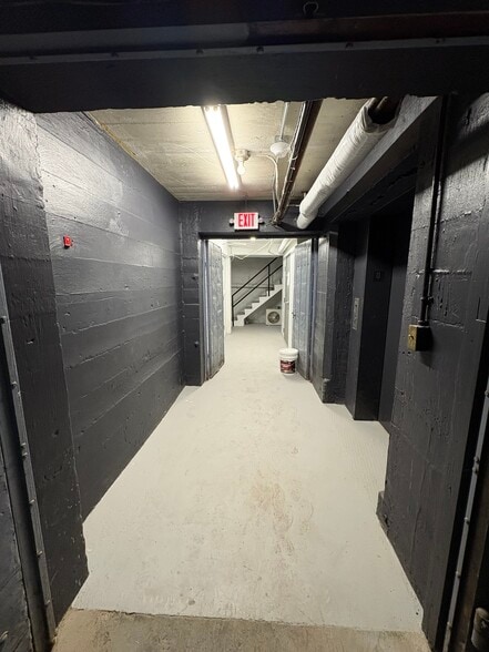 More Photos Of 1549 University Ave W, Saint Paul Office For Lease