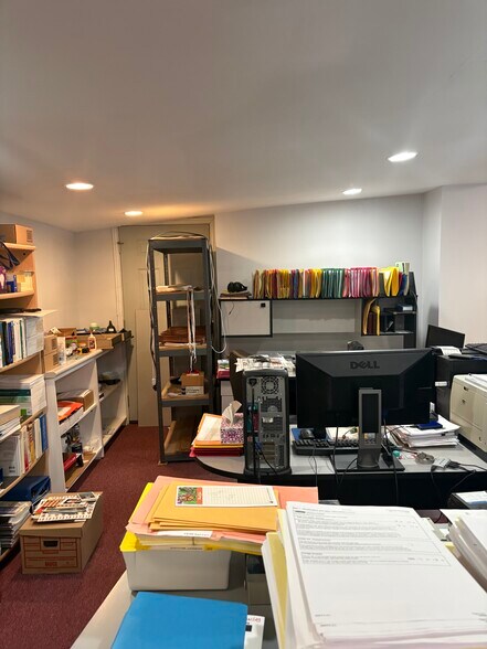 More Photos Of 126 Main St E, Dashwood Office For Sale