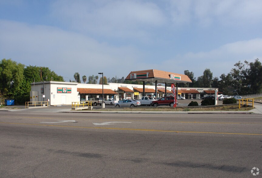 More Photos Of 13326-13334 Hwy 8, Lakeside Unknown For Lease