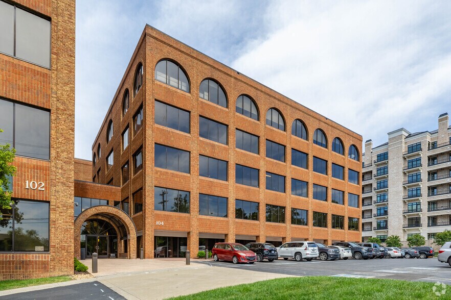 More Photos Of 104 Woodmont Blvd, Nashville Unknown For Lease