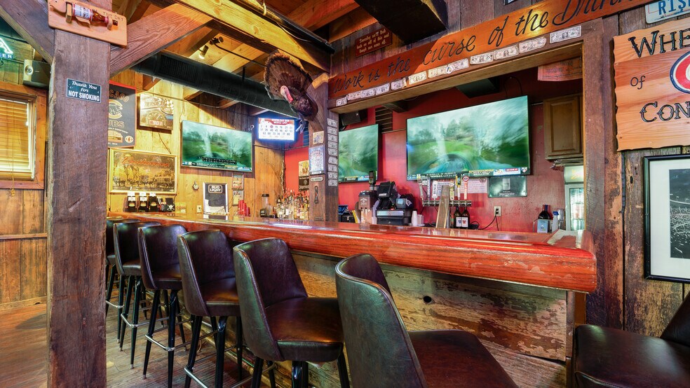 More Photos Of 1815 Bagnell Dam Blvd, Lake Ozark Restaurant For Sale