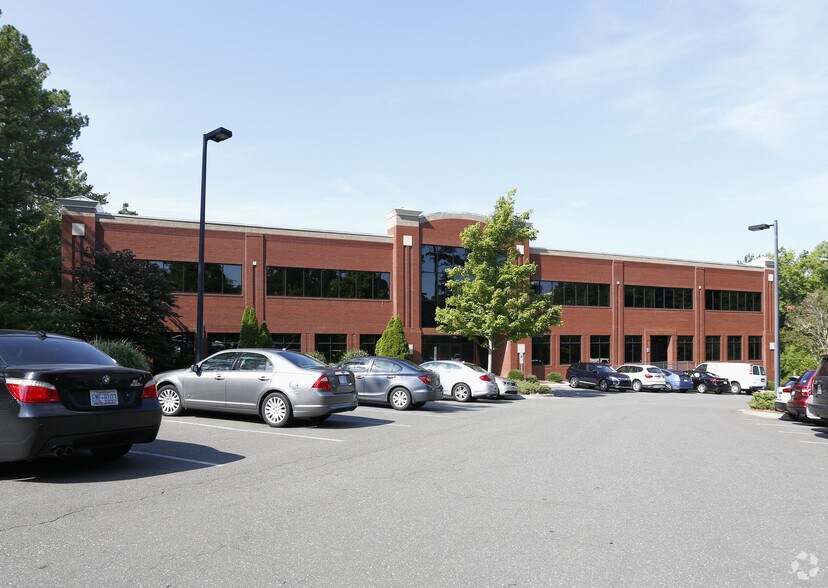 Primary Photo Of 501 Eastowne Dr, Chapel Hill Office For Lease
