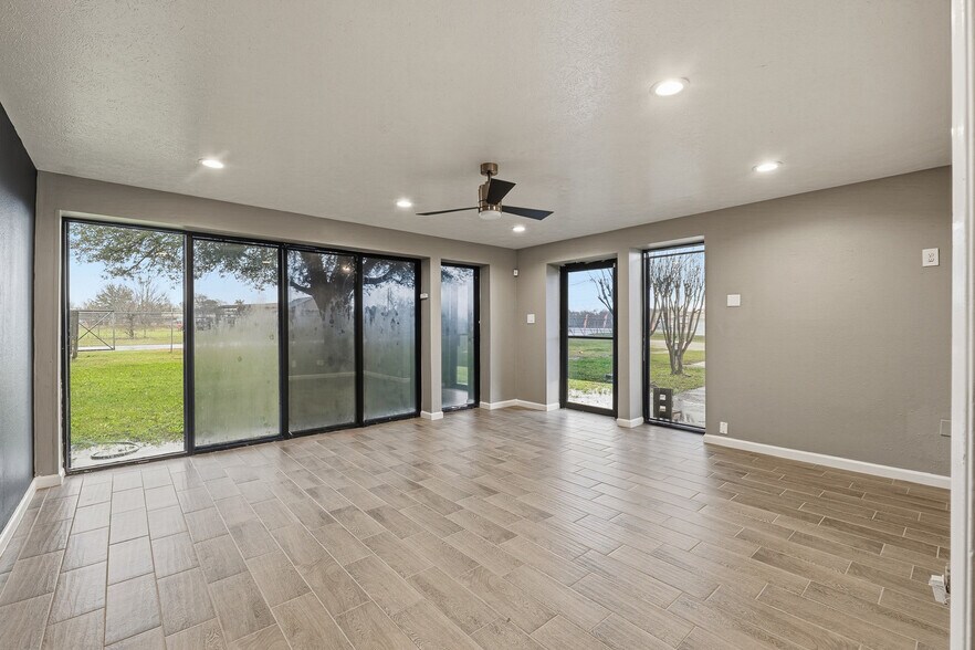 More Photos Of 107 Rice Ln, Huntsville Warehouse For Sale