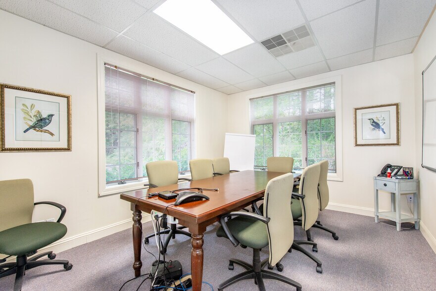 More Photos Of 372 Route 22 West, White House Station Office For Lease