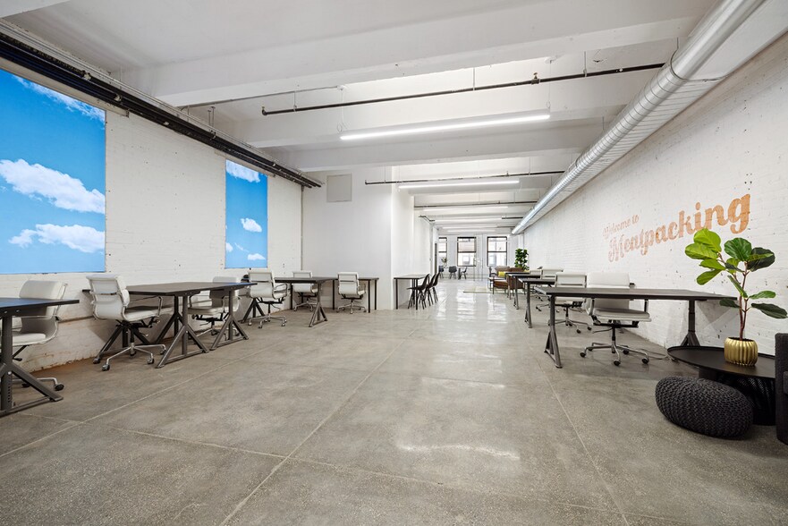More Photos Of 426 W 14th St, New York Office For Lease