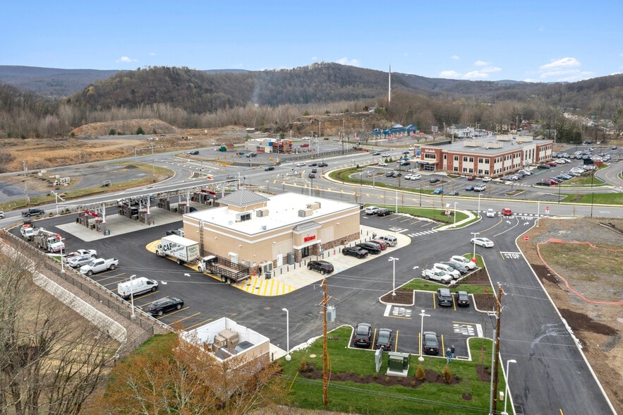 More Photos Of 237 Mosier Farm dr, East Stroudsburg Convenience Store For Sale