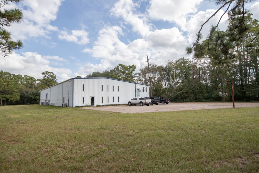 More Photos Of 4421 Theiss Rd, Humble Warehouse For Sale