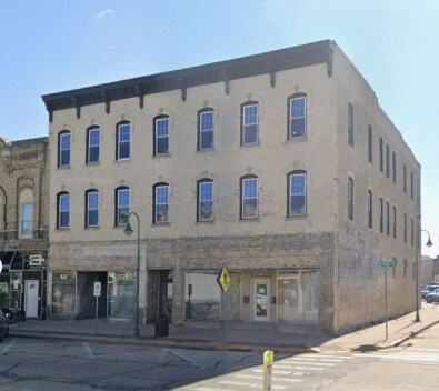 Primary Photo Of 183-187 W Main St, Whitewater Apartments For Sale