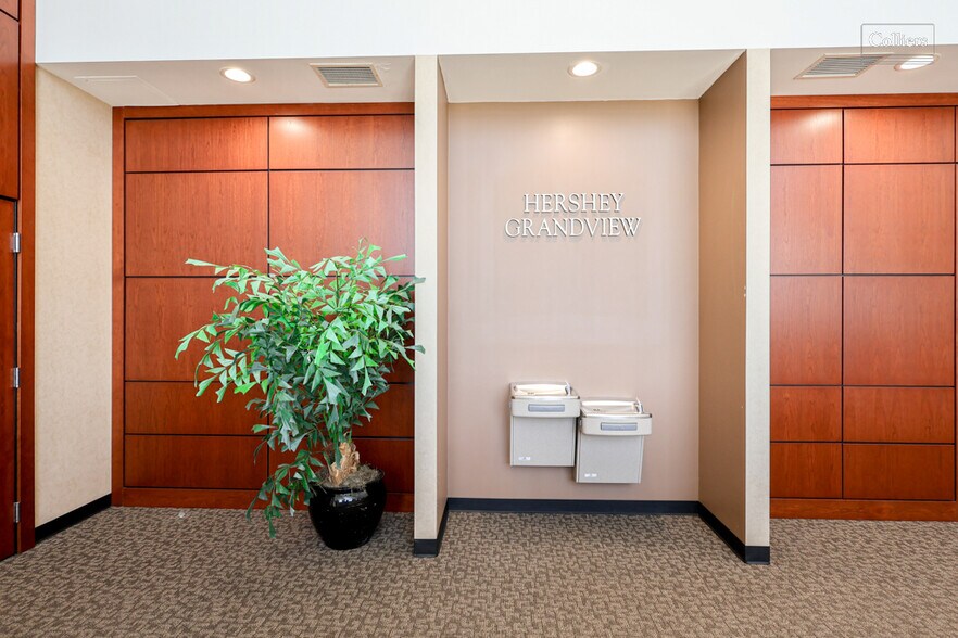 More Photos Of 11 Grandview Cir, Canonsburg Office For Lease