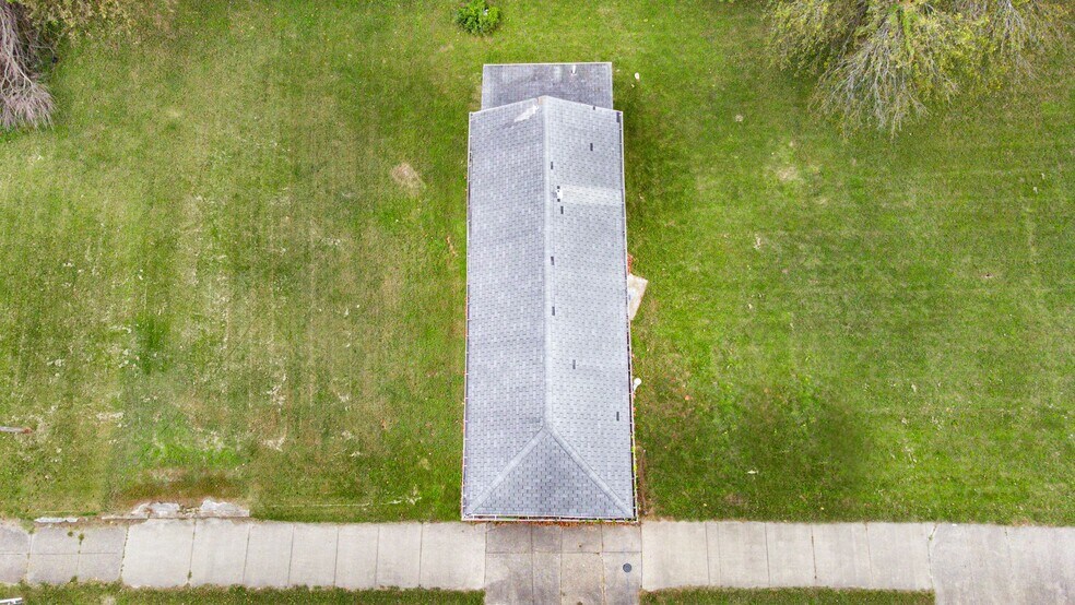 More Photos Of 1039 Dixie Hwy, Louisville Flex For Sale