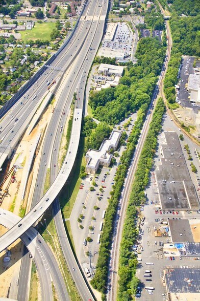 More Photos Of 6850 Versar Ctr, Springfield Office For Lease