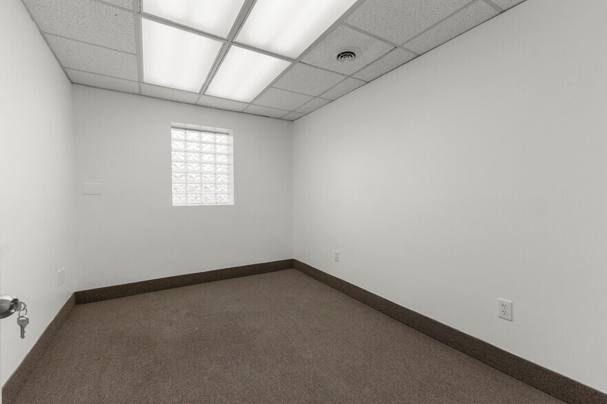 More Photos Of 1800 Grindley Park St, Dearborn Office For Lease