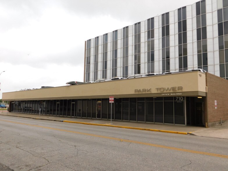 More Photos Of 710-724 Buffalo St, Corpus Christi Office For Lease