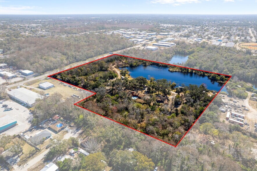 More Photos Of 8301 Congress St, Port Richey Flex For Sale