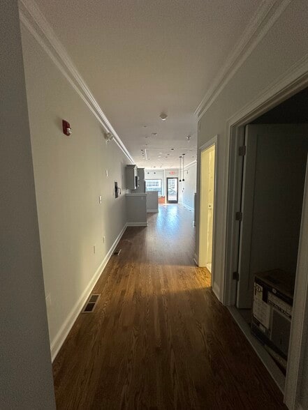 More Photos Of 166 Monmouth St, Red Bank Storefront Retail Residential For Lease