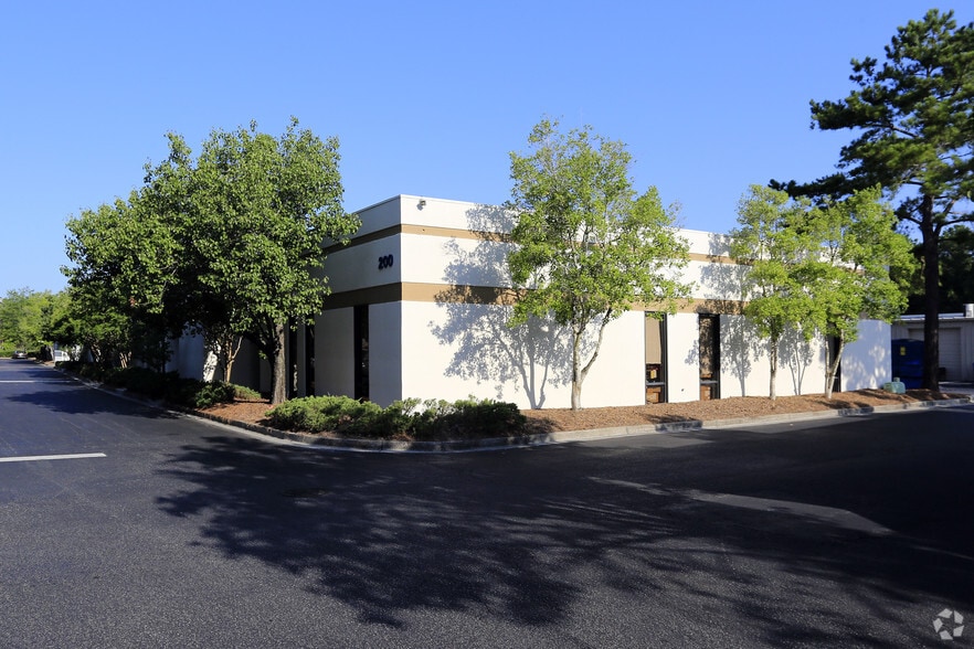 More Photos Of 1941 Savage Rd, Charleston Unknown For Lease