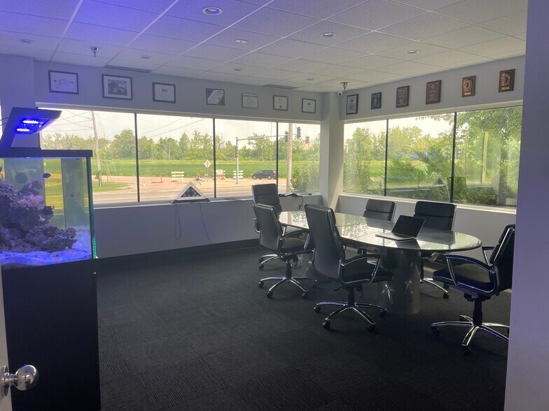 More Photos Of 12181 Prichard Farm Rd, Maryland Heights Office For Sale