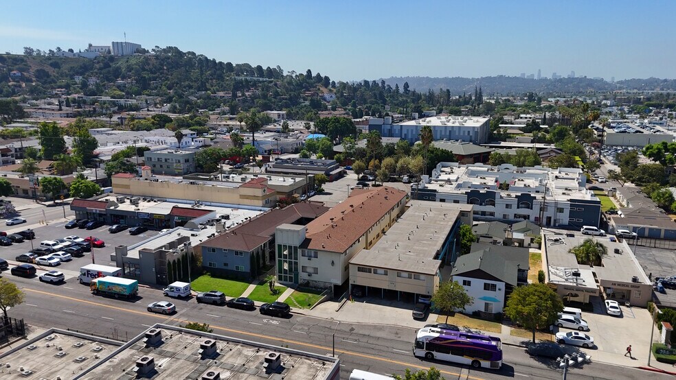 More Photos Of 214 E Chevy Chase Dr, Glendale Apartments For Sale
