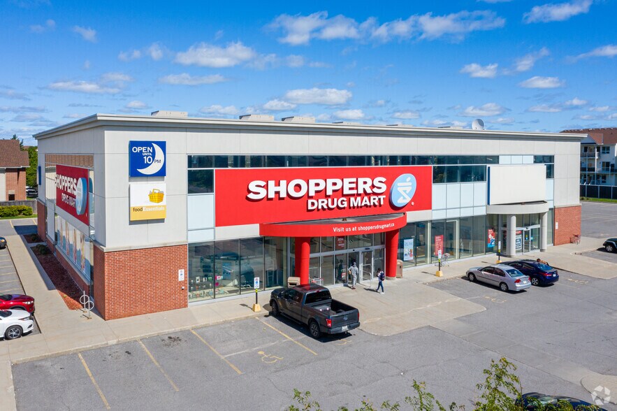 More Photos Of 2301 10th Line Rd, Ottawa Drugstore For Lease