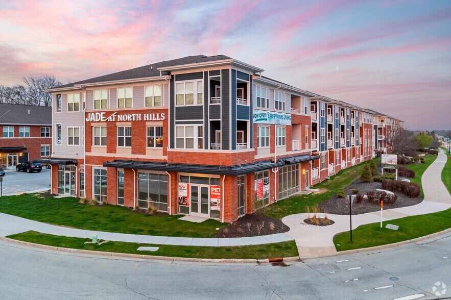 Primary Photo Of N72 W12727 Good Hope Rd, Menomonee Falls Apartments For Lease