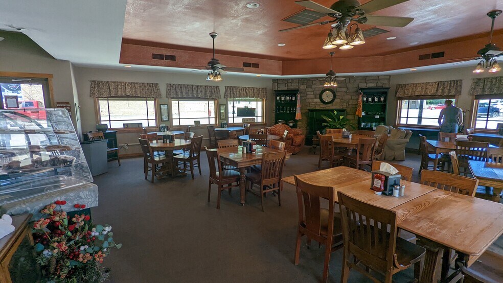More Photos Of 1 5th St W, Mantorville Restaurant For Sale