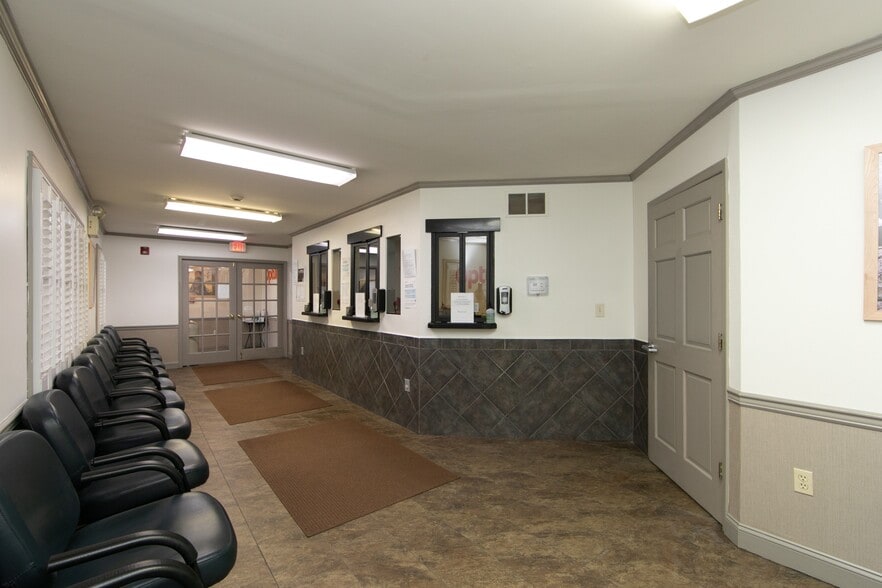 More Photos Of 318 White Horse Pike, Haddon Heights Medical For Sale