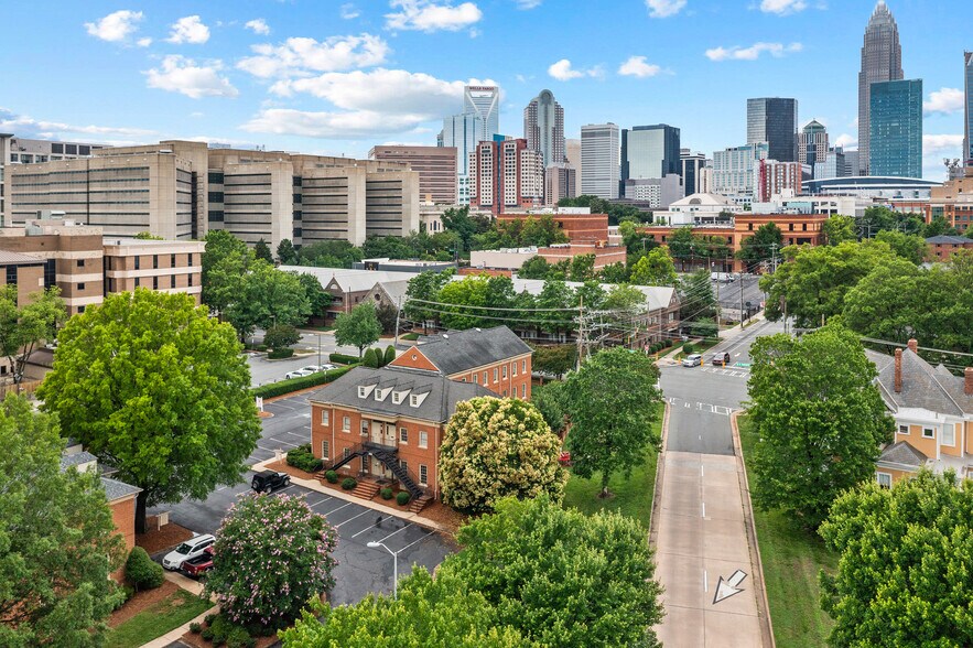 More Photos Of 130 N Mcdowell St, Charlotte Office For Sale