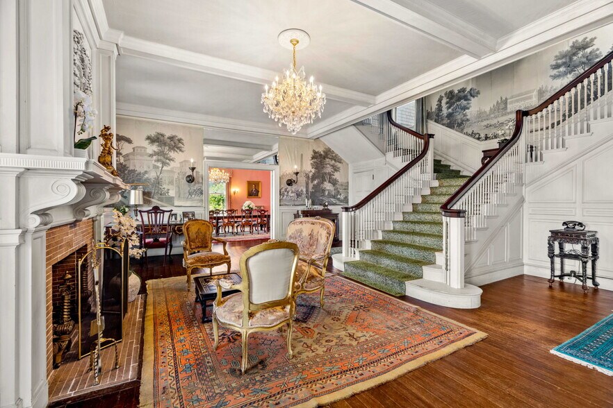 More Photos Of 4 Windmill Hill rd, Dublin Specialty For Sale