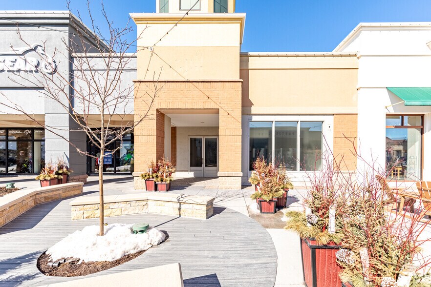 More Photos Of 12415-12493 Elm Creek Blvd, Osseo Unknown For Lease