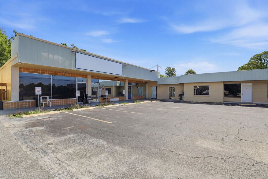 More Photos Of 1122 Lake Dr, Cocoa Storefront Retail Office For Sale