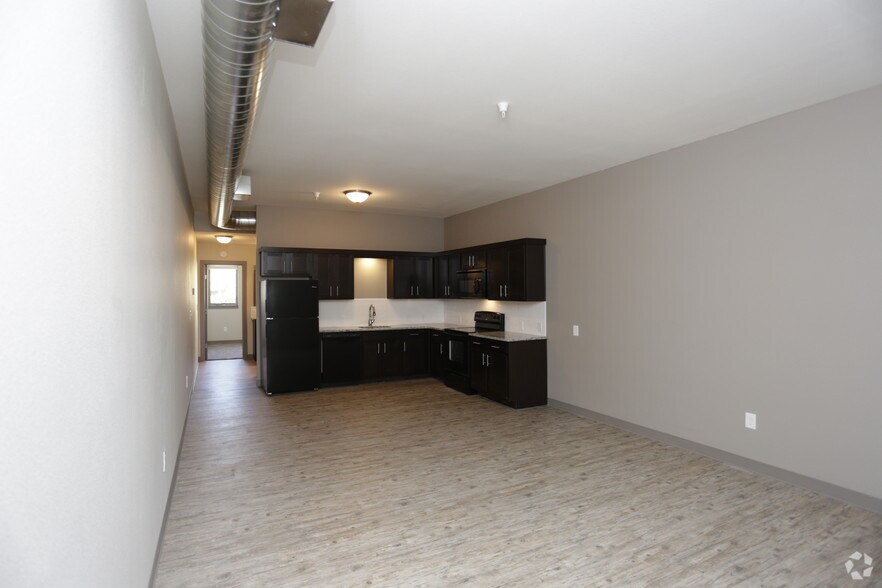 More Photos Of 429 W Central Ave, Wichita Apartments For Sale