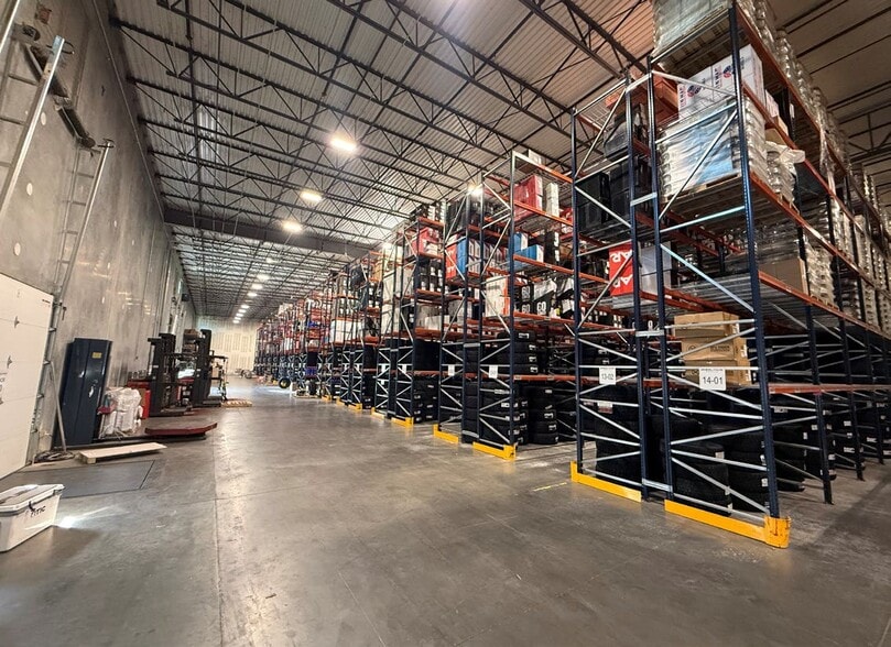 More Photos Of 526 Myatt Dr, Madison Warehouse For Lease