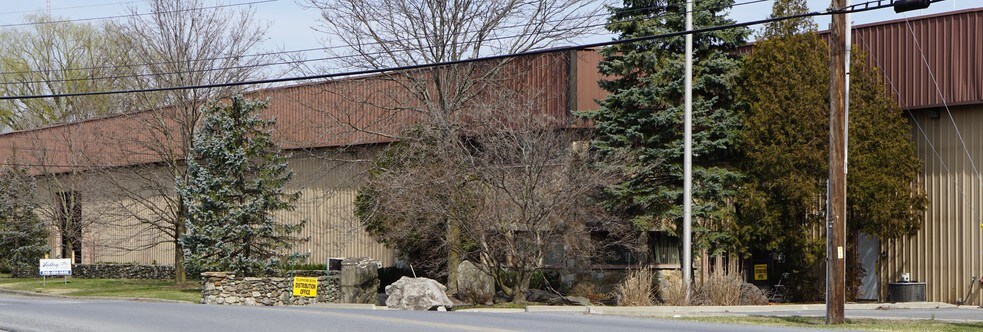 More Photos Of 10-14 Tucker Dr, Poughkeepsie Warehouse For Lease
