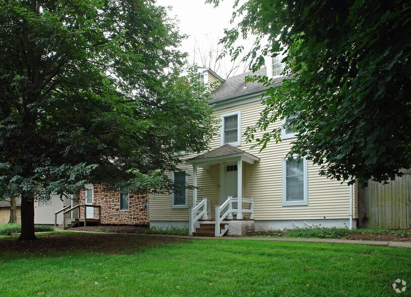 More Photos Of 1105 Taylorsville Rd, Washington Crossing Office Residential For Lease