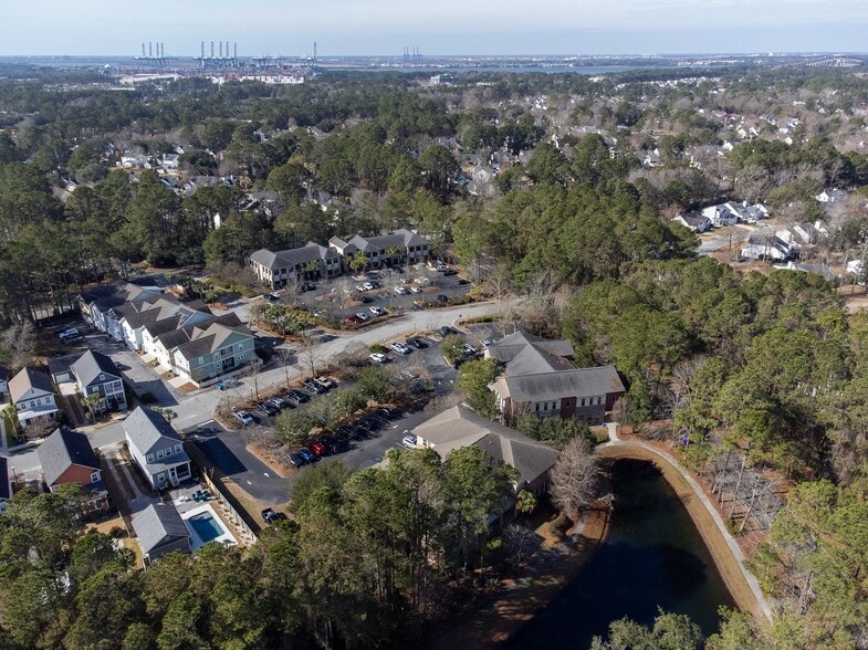 More Photos Of 497 Bramson Ct, Mount Pleasant Office For Lease