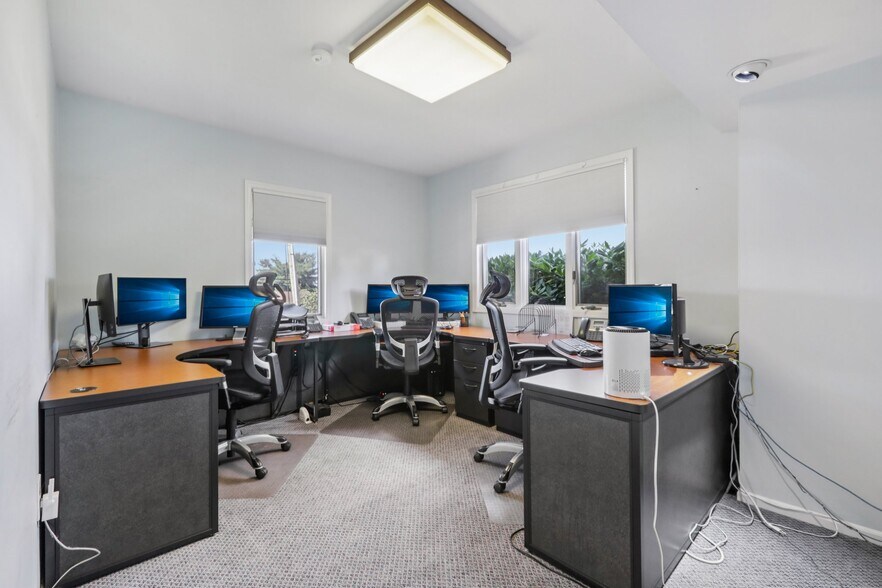 More Photos Of 11 Ramapo Rd, Garnerville Office Residential For Sale