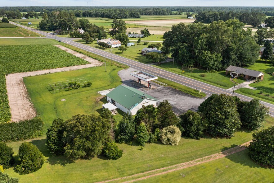 More Photos Of 3560 NC Hwy 43 Hwy N, Vanceboro Convenience Store For Sale