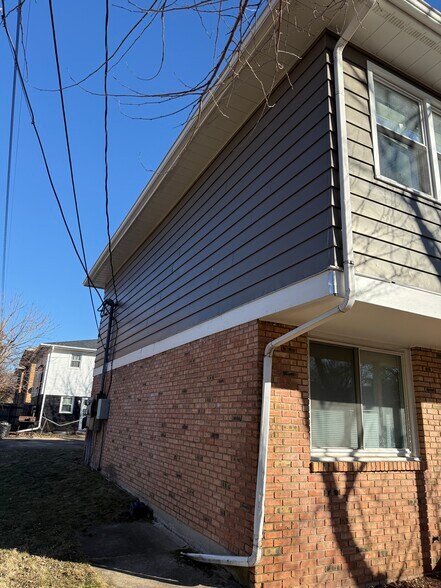 More Photos Of 3420 Harrison Ave, Rockford Multifamily For Sale