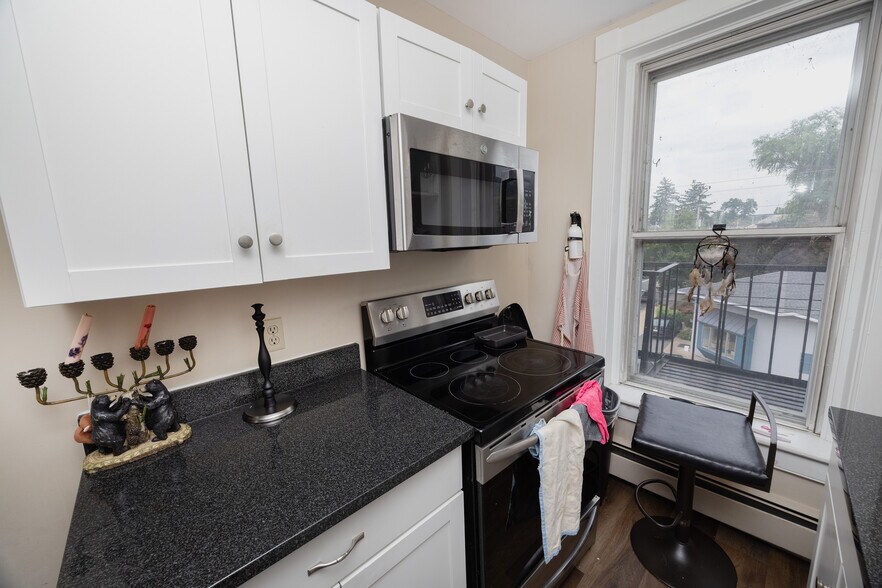 More Photos Of 74 N Main St, Lambertville Storefront Retail Residential For Sale