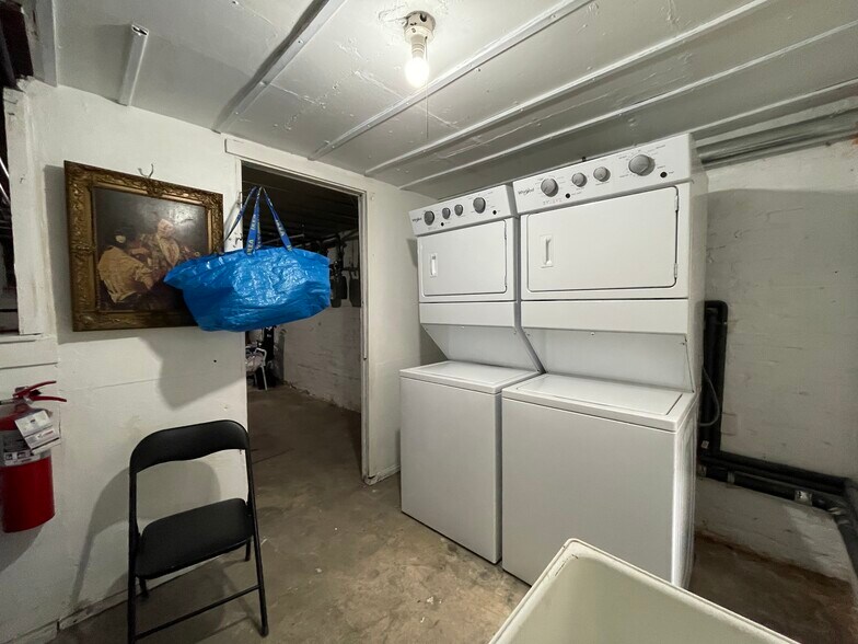 More Photos Of 174 15th St, Brooklyn Apartments For Sale