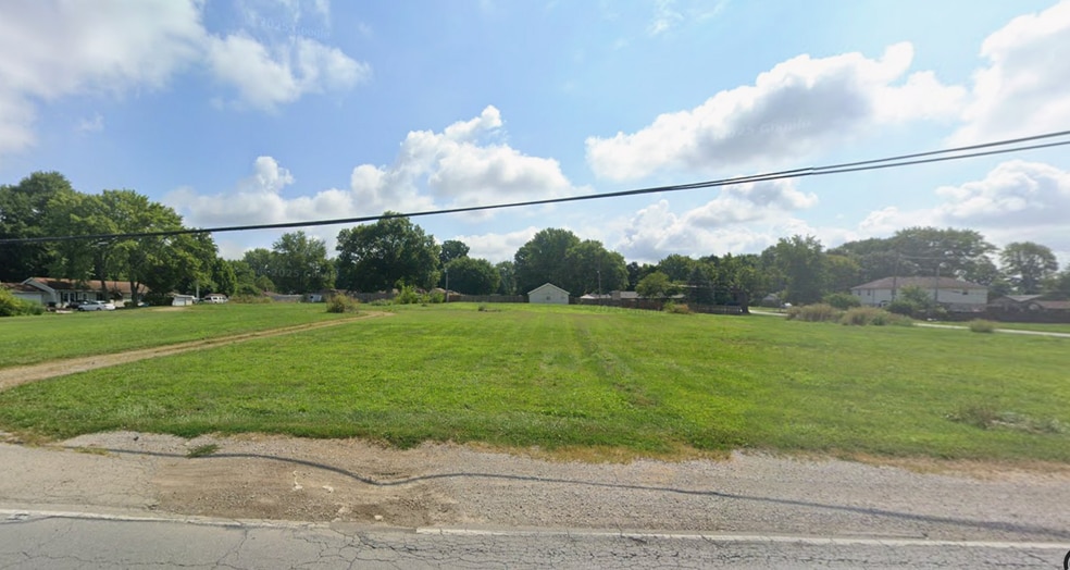 Primary Photo Of 203 N Avon Ave, Avon Storefront Retail Office For Sale