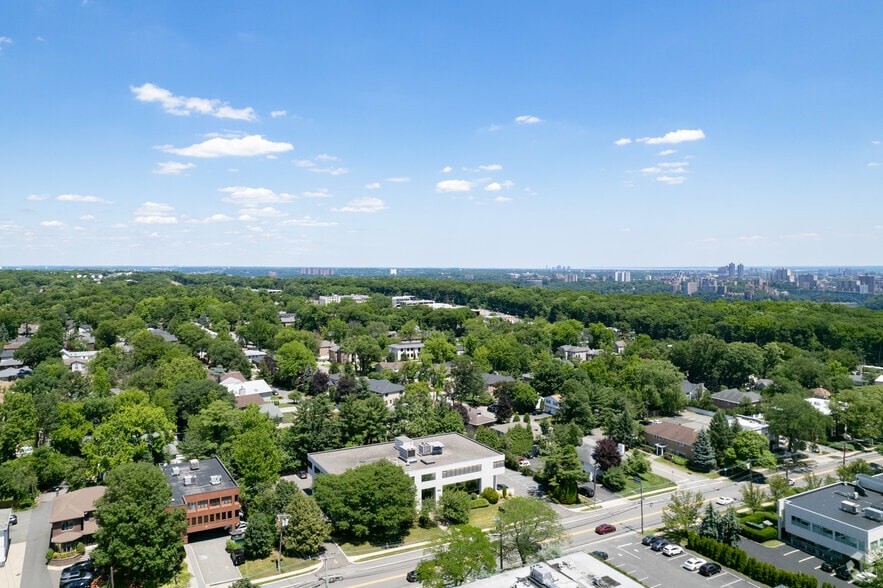 More Photos Of 619 E Palisade Ave, Englewood Cliffs Office For Lease
